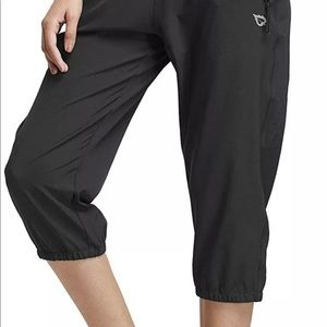 BALEAF Women Lightweight Capri Pants Quick Dry Zipper Pockets XL